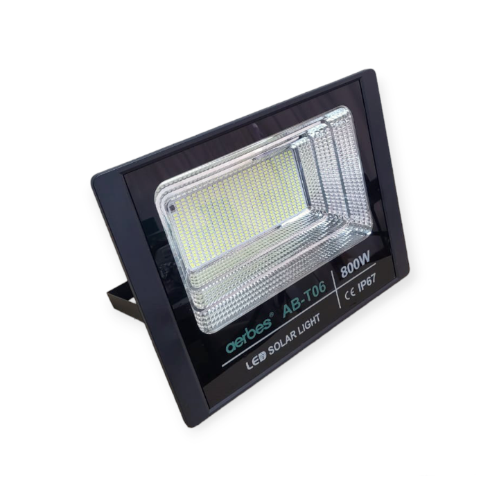 800W Solar Powered Floodlight With Remote Control