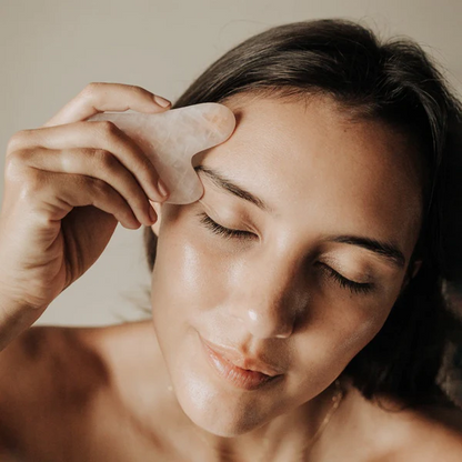 ROSE QUARTZ GUA SHA Beauty STONE